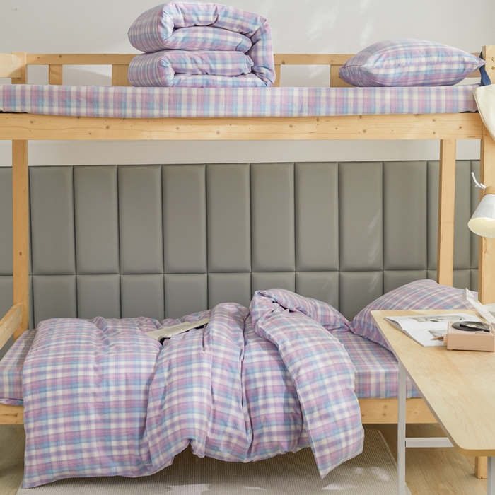 91家纺网 家纺一手货源 找家纺 柠萌家居 2025新品A类全棉色织水洗棉简约条纹格子无印良品风格学生季宿舍上下铺AA版三件套四件套 简爱紫格