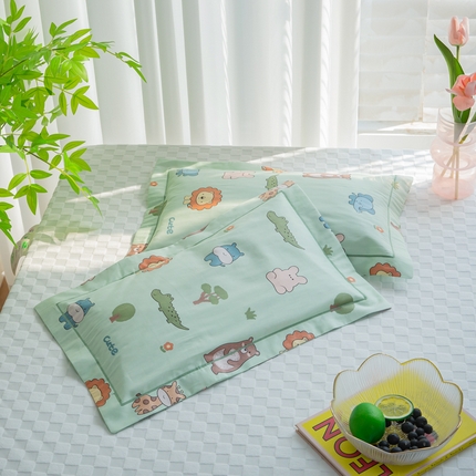 91家纺网 家纺一手货源 找家纺 （总）姝辰 2024新款全棉60贡缎一字绣荞麦决明子枕芯枕套