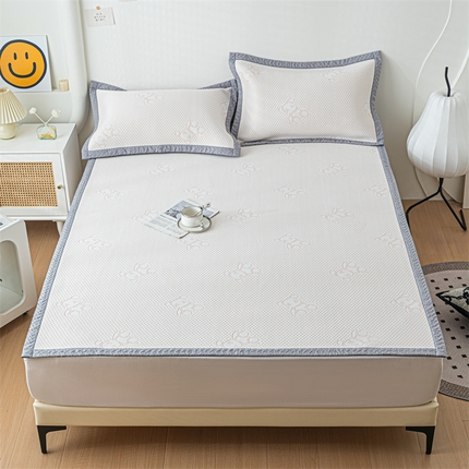 91家纺网 家纺一手货源 找家纺 （总）共鸣沙发垫 2024新款凉豆豆提花小熊凉席