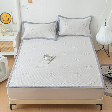 91家纺网 家纺一手货源 找家纺 （总）共鸣沙发垫 2024新款凉豆豆提花小熊凉席