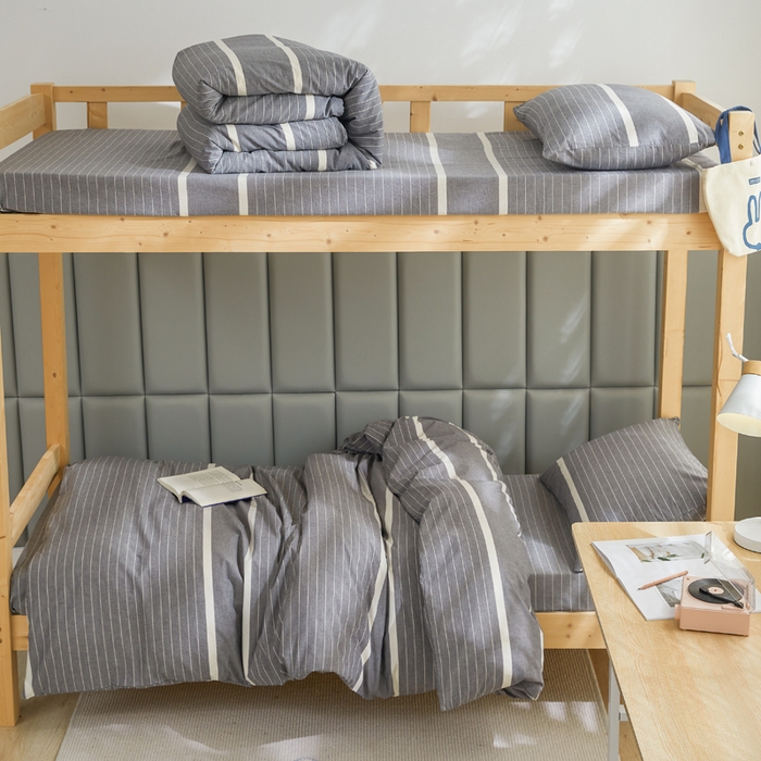 91家纺网 家纺一手货源 找家纺 柠萌家居 2025新品A类全棉色织水洗棉简约条纹格子无印良品风格学生季宿舍上下铺AA版三件套四件套 光阴灰