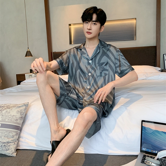 91家纺网 家纺一手货源 找家纺 洛兰沙 2024新款冰丝夏季高级感轻奢丝滑男士睡衣 509