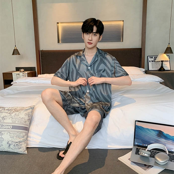 91家纺网 家纺一手货源 找家纺 洛兰沙 2024新款冰丝夏季高级感轻奢丝滑男士睡衣 509