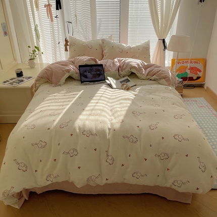 91家纺网 家纺一手货源 找家纺 （总）顾里家纺 2024新款ins韩系全棉双层皱皱纱四件套