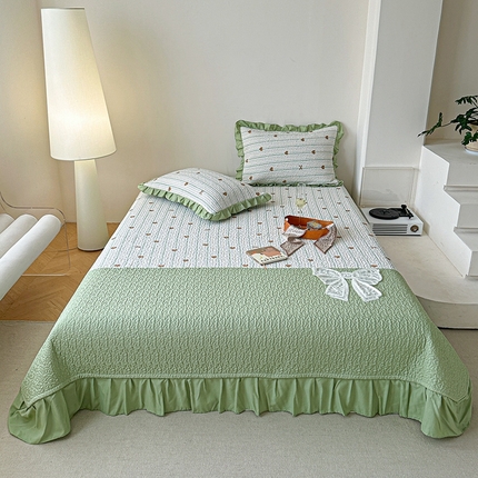 91家纺网 家纺一手货源 找家纺 （总）源舜家纺 2025新款云朵棉拼接蝴蝶结床盖系列