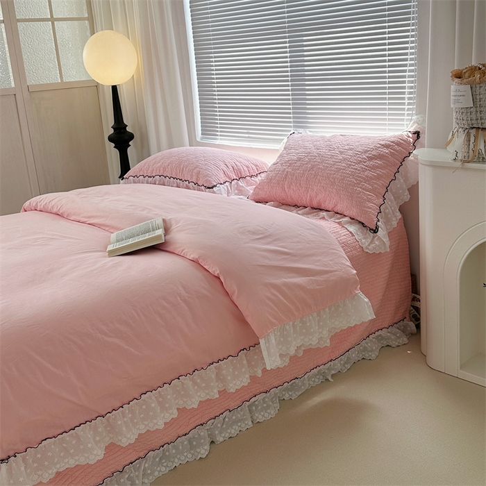 91家纺网 家纺一手货源 找家纺 佰织鑫（会员-5元） 2024新品简约纯色全棉蝶恋花砂洗棉花床盖四件套 蝶恋花·公主粉