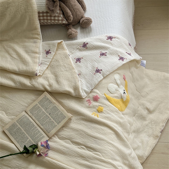 91家纺网 家纺一手货源 找家纺 （总）洋铭区 2024新花型皱皱纱毛巾绣夏被