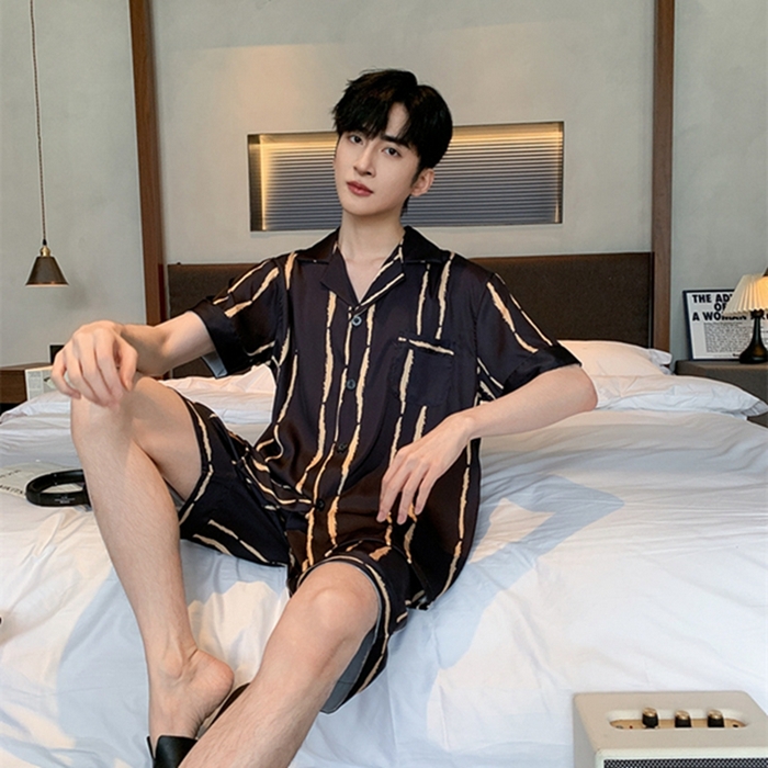 91家纺网 家纺一手货源 找家纺 洛兰沙 2024新款冰丝夏季高级感轻奢丝滑男士睡衣 504