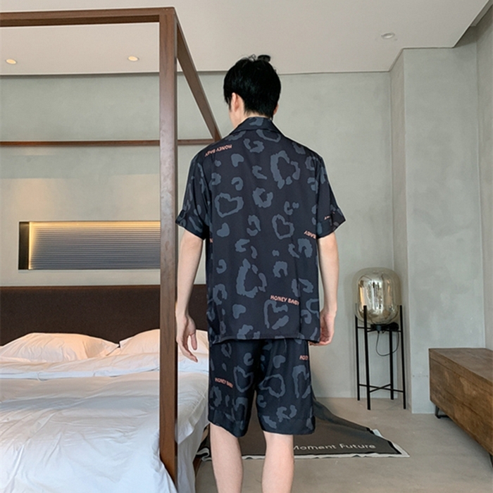 91家纺网 家纺一手货源 找家纺 洛兰沙 2024新款冰丝夏季高级感轻奢丝滑男士睡衣 506