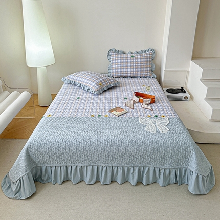 91家纺网 家纺一手货源 找家纺 源舜家纺 2025新款云朵棉拼接蝴蝶结床盖系列 格调生活