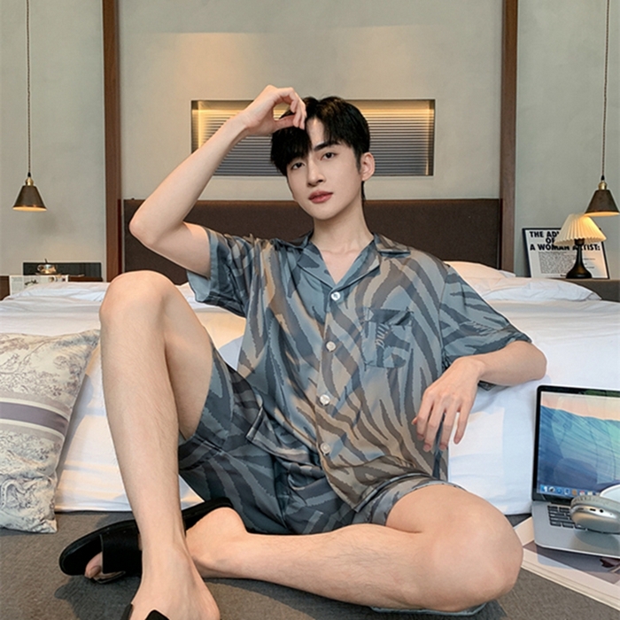 91家纺网 家纺一手货源 找家纺 洛兰沙 2024新款冰丝夏季高级感轻奢丝滑男士睡衣 509