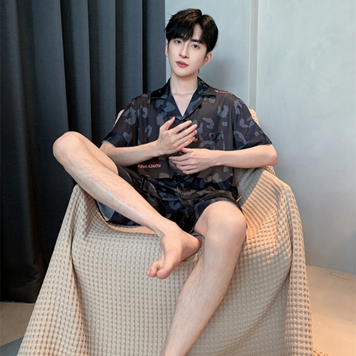 91家纺网 家纺一手货源 找家纺 洛兰沙 2024新款冰丝夏季高级感轻奢丝滑男士睡衣 506