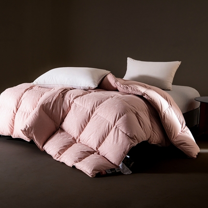 91家纺网 家纺一手货源 找家纺 御眠纺 2024新款高精密羽绒被高端白鹅绒羽绒被壳 浪潮经典豆沙