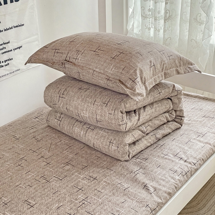 91家纺网 家纺一手货源 找家纺 简冠 开学季2025植物羊绒学生宿舍上下铺学生三件套学生床垫被子被芯大礼包 独白