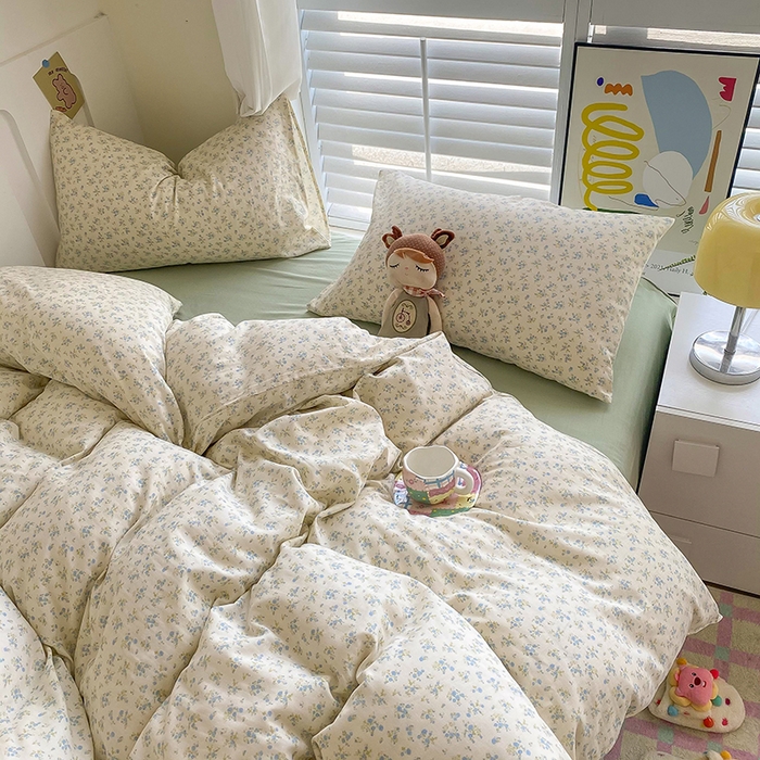 91家纺网 家纺一手货源 找家纺 爵仕家纺 2025小清新风格双层纱纯棉四件套 蓝小朵