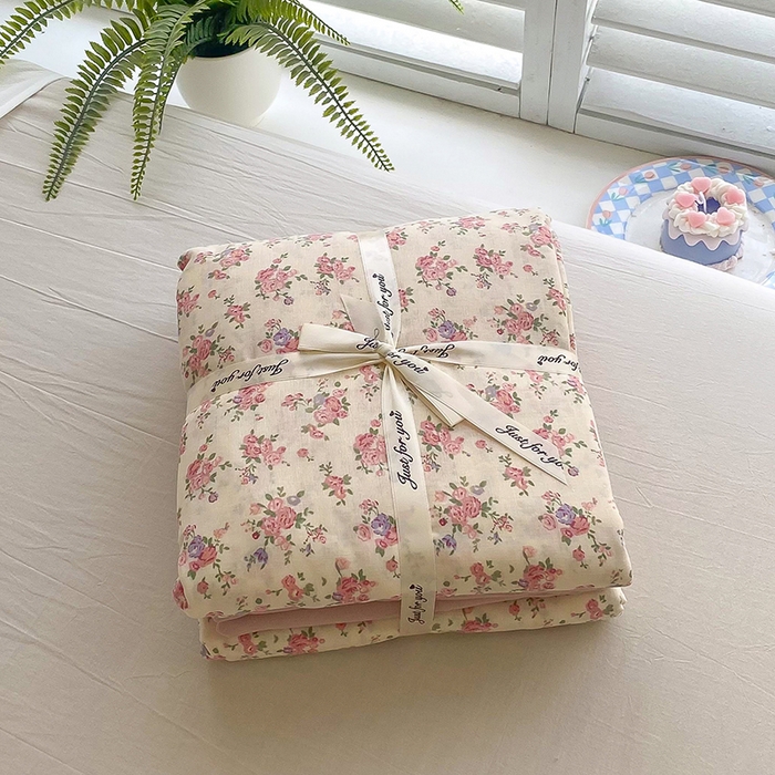 91家纺网 家纺一手货源 找家纺 爵仕家纺 2025小清新风格双层纱纯棉四件套 清新花园