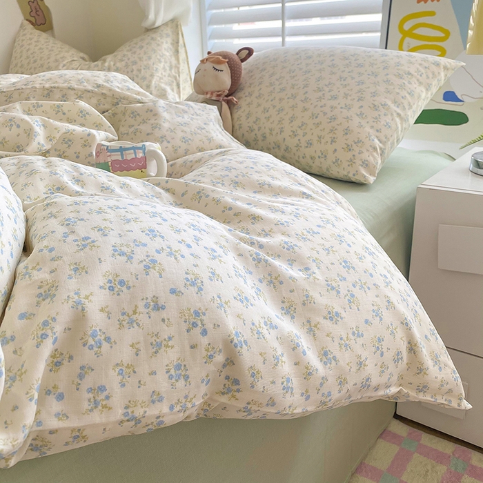 91家纺网 家纺一手货源 找家纺 爵仕家纺 2025小清新风格双层纱纯棉四件套 蓝小朵