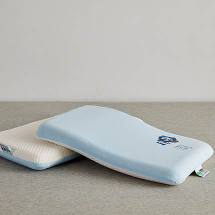 91家纺网 家纺一手货源 找家纺 鼎盛乳胶 2025新款儿童凉感乳胶面包枕30*50cm 科技蓝