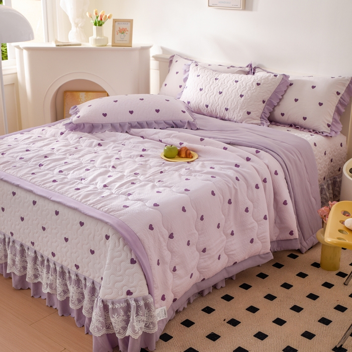 91家纺网 家纺一手货源 找家纺 美莱家纺 2024新款软糯泡泡棉蕾丝床盖床盖四件套单品系列-床盖夏被四件套 紫爱心