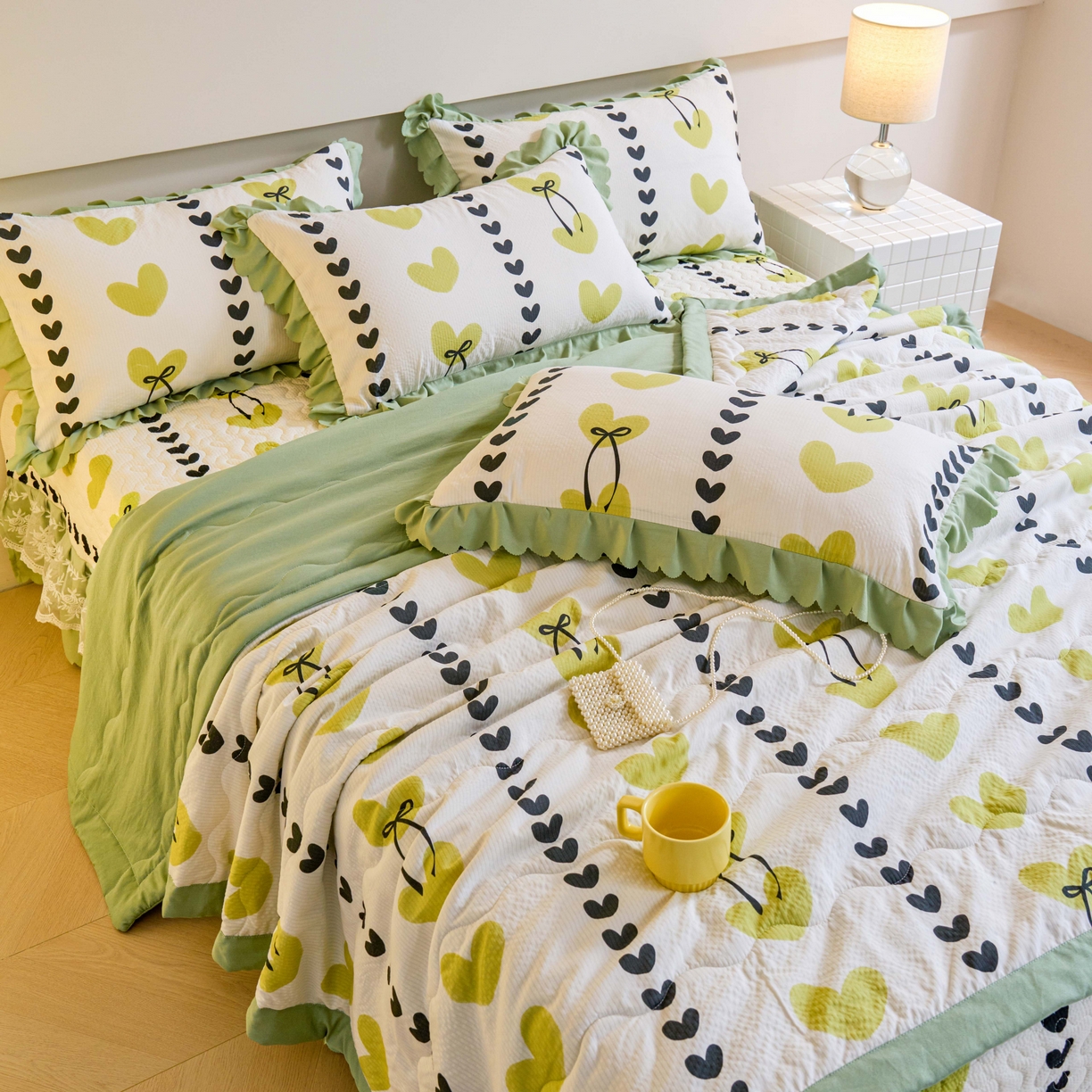 91家纺网 家纺一手货源 找家纺 美莱家纺 2024新款软糯泡泡棉蕾丝床盖床盖四件套单品系列-床盖夏被四件套 春风里