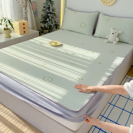 91家纺网 家纺一手货源 找家纺 （总）默忆 2025新款冰豆豆凉豆豆床笠凉席冰丝席子三件套