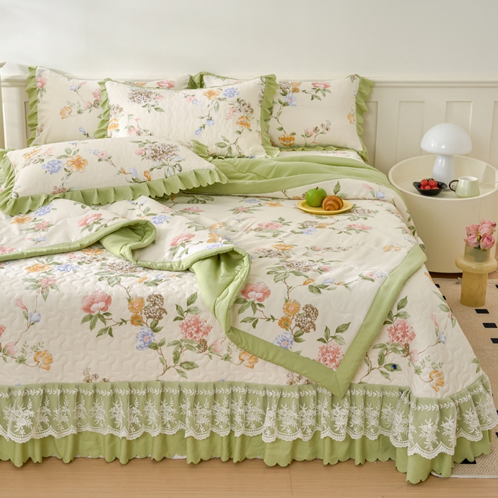 91家纺网 家纺一手货源 找家纺 美莱家纺 2024新款软糯泡泡棉蕾丝床盖床盖四件套单品系列-床盖夏被四件套 俏佳人