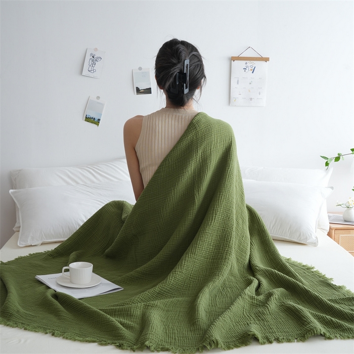 91家纺网 家纺一手货源 找家纺 凌云家纺 2025新款四层皱皱纱流苏毯盖毯浴巾 抹茶150x200cm