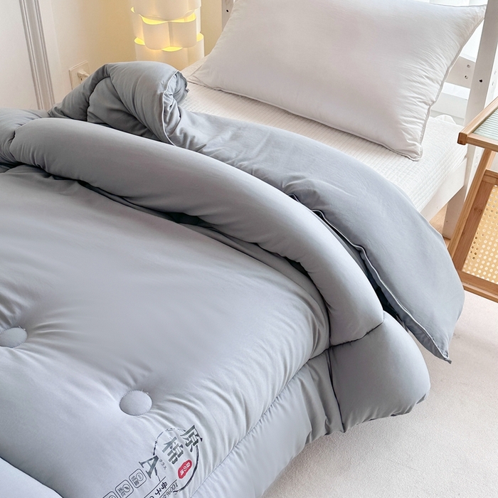 91家纺网 家纺一手货源 找家纺 招财狼家纺  2024新款水洗磨毛学生大豆被夏被春秋被多被芯被子 原棉 灰色