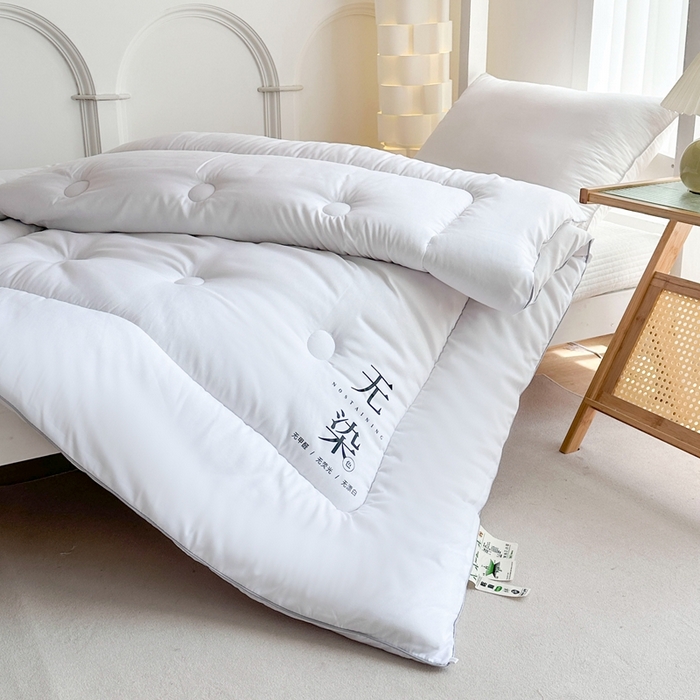 91家纺网 家纺一手货源 找家纺 招财狼家纺  2024新款水洗磨毛学生大豆被夏被春秋被多被芯被子 无染 白色