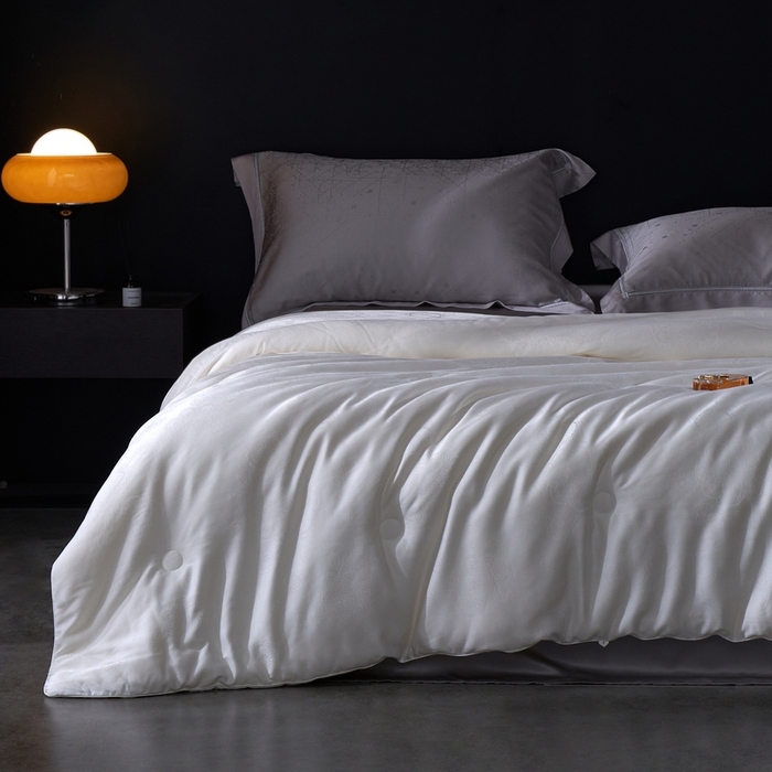 91家纺网 家纺一手货源 找家纺 朴罗 （ 原岚图） 2024新款提花55%含量大豆被 白色提花被