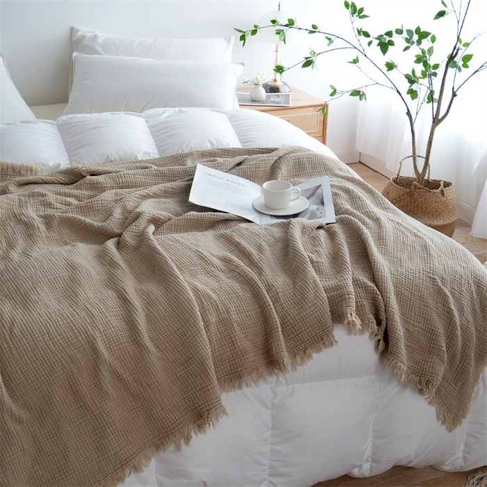 91家纺网 家纺一手货源 找家纺 凌云家纺 2025新款四层皱皱纱流苏毯盖毯浴巾 咖喱130x170cm