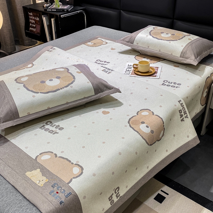 91家纺网 家纺一手货源 找家纺 宜家坊 2024新款A类抗菌数码印花冰藤凉席 床席款-幸运熊