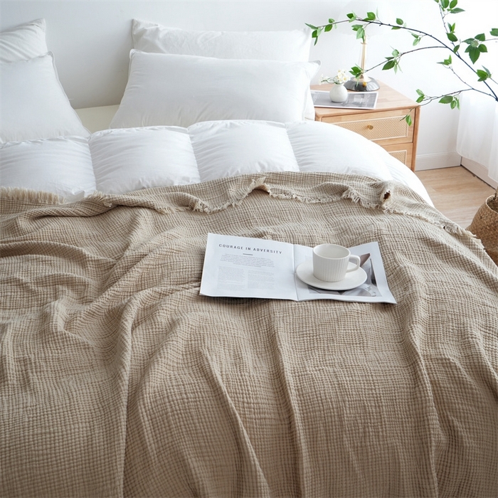 91家纺网 家纺一手货源 找家纺 凌云家纺 2025新款四层皱皱纱流苏毯盖毯浴巾 咖喱130x170cm