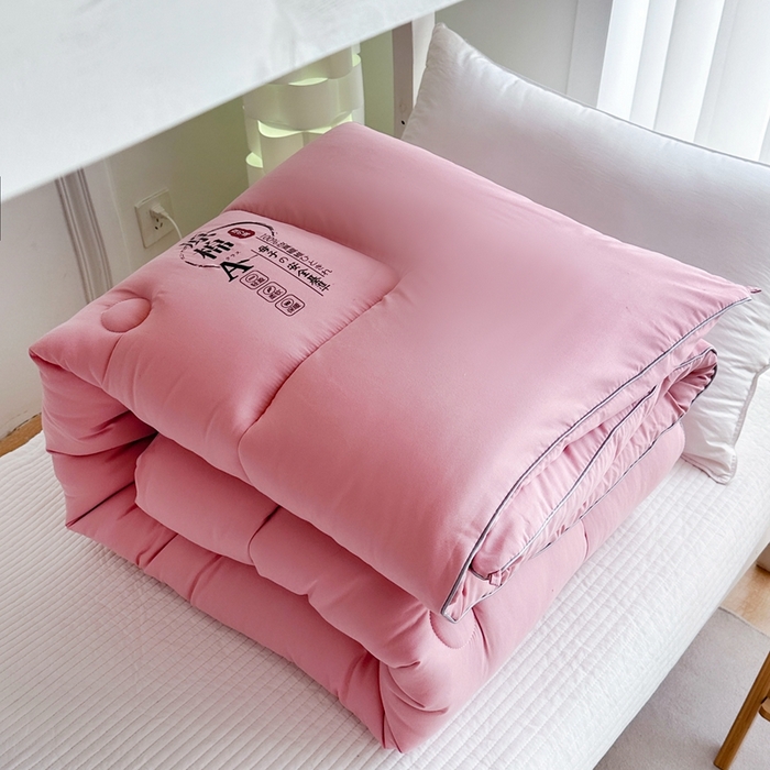 91家纺网 家纺一手货源 找家纺 招财狼家纺  2024新款水洗磨毛学生大豆被夏被春秋被多被芯被子 原棉 粉色