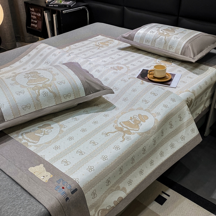 91家纺网 家纺一手货源 找家纺 宜家坊 2024新款A类抗菌数码印花冰藤凉席 床席款-莎莉公主