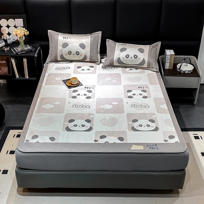 91家纺网 家纺一手货源 找家纺 宜家坊 2024新款A类抗菌数码印花冰藤凉席 床笠款-熊猫格格