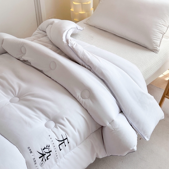 91家纺网 家纺一手货源 找家纺 招财狼家纺  2024新款水洗磨毛学生大豆被夏被春秋被多被芯被子 无染 白色