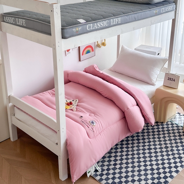 91家纺网 家纺一手货源 找家纺 招财狼家纺  2024新款水洗磨毛学生大豆被夏被春秋被多被芯被子 山茶花 粉色