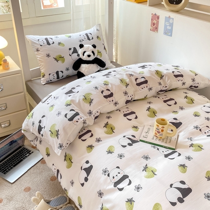 91家纺网 家纺一手货源 找家纺 芷凡家纺 2024新款云朵棉印花学生三件套四件套 爱你熊宝