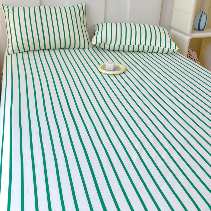 91家纺网 家纺一手货源 找家纺 感遇家纺 2024新款纯棉床单床笠枕套 床单款-墨绿条纹