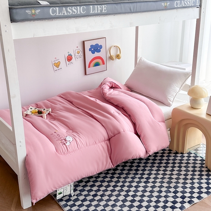 91家纺网 家纺一手货源 找家纺 招财狼家纺  2024新款水洗磨毛学生大豆被夏被春秋被多被芯被子 大豆被 粉色