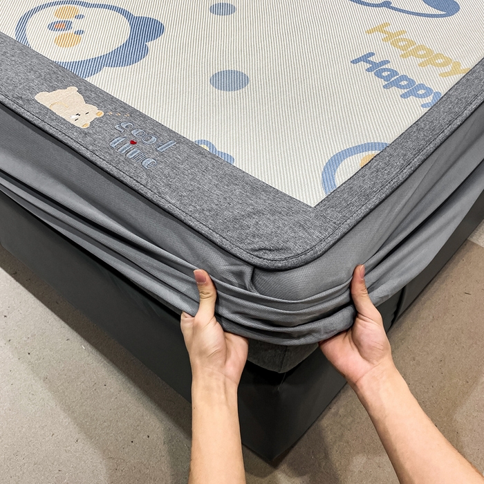 91家纺网 家纺一手货源 找家纺 宜家坊 2024新款A类抗菌数码印花冰藤凉席 床笠款-快乐恐龙