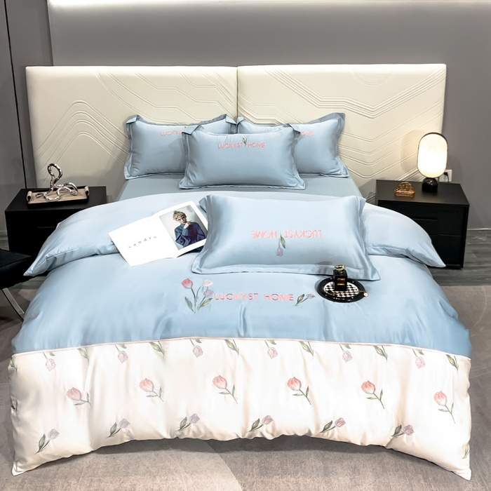 91家纺网 家纺一手货源 找家纺 宜家坊 2024新款天丝双拼刺绣四件套-卡骆驰 天空蓝