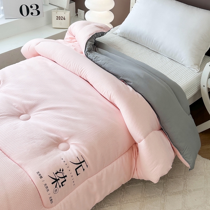 91家纺网 家纺一手货源 找家纺 招财狼家纺  2024新款水洗磨毛学生大豆被夏被春秋被多被芯被子 无染 粉+灰