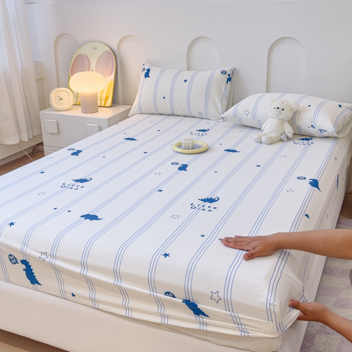 91家纺网 家纺一手货源 找家纺 感遇家纺 2024新款纯棉床单床笠枕套 床笠款-蓝条恐龙