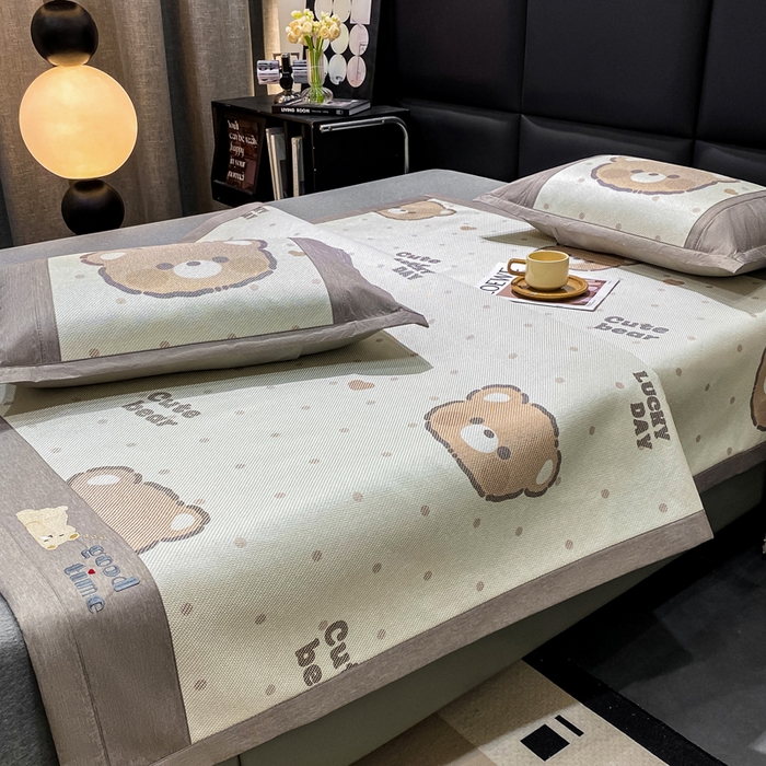 91家纺网 家纺一手货源 找家纺 宜家坊 2024新款A类抗菌数码印花冰藤凉席 床席款-幸运熊