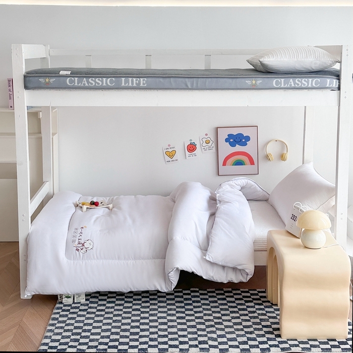 91家纺网 家纺一手货源 找家纺 招财狼家纺  2024新款水洗磨毛学生大豆被夏被春秋被多被芯被子 大豆被 白色