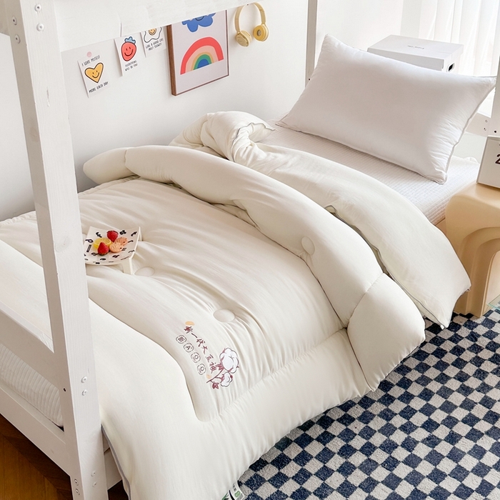 91家纺网 家纺一手货源 找家纺 招财狼家纺  2024新款水洗磨毛学生大豆被夏被春秋被多被芯被子 大豆被 米黄