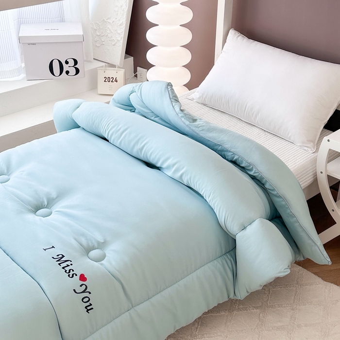 91家纺网 家纺一手货源 找家纺 招财狼家纺  2024新款水洗磨毛学生大豆被夏被春秋被多被芯被子 小爱心  水兰