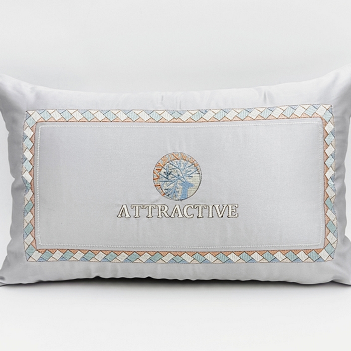 91家纺网 家纺一手货源 找家纺 澜屿 2024新款禅丝高精密刺绣小抱枕头枕芯腰靠枕 麋鹿-银灰